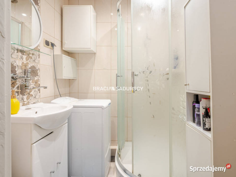 Wynajem mieszkania 385m2 2 pokojowe Kraków małopolskie sprzedam