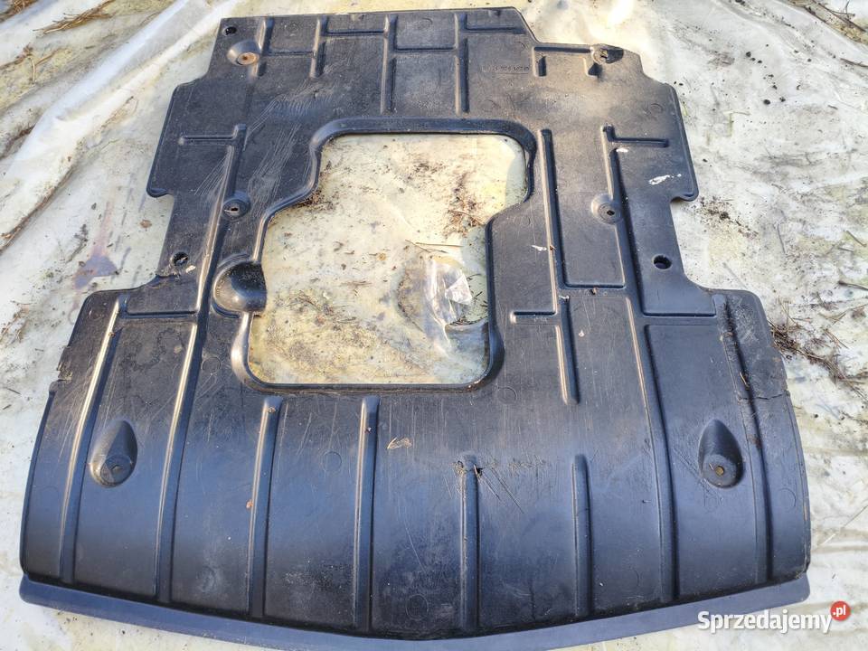 Mercedes 190 W201 osłona silnika podłoga 18 20 Części montażowe Skarżysko-Kamienna sprzedam