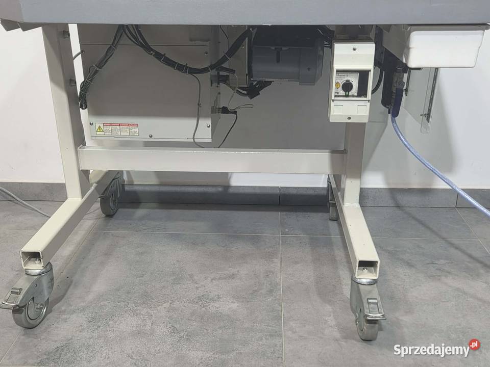 DZIURKARKA ODZIEŻOWA BROTHER RH981A02 JUKI Produkcja kujawsko-pomorskie Bydgoszcz