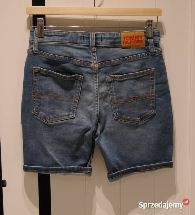 Tommy Hilfiger świetne spodenki 152 dolnośląskie Wrocław