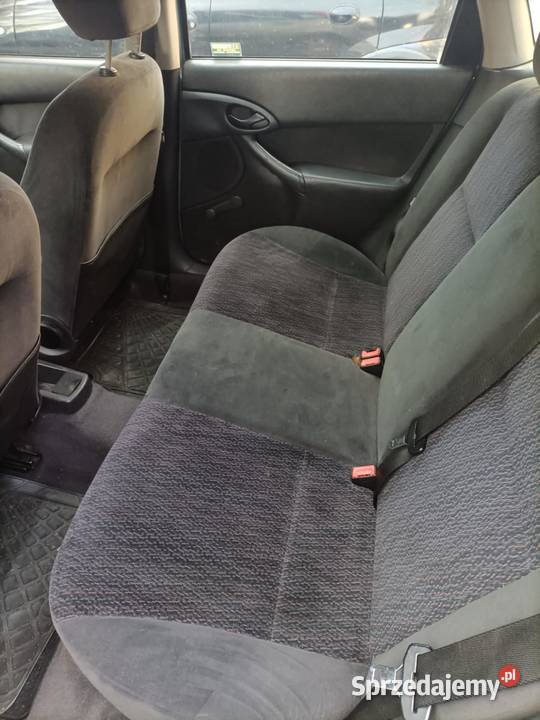Ford Focus Ambiente Mk1 16 16V Zetec 100 2000r benzyna Giżycko