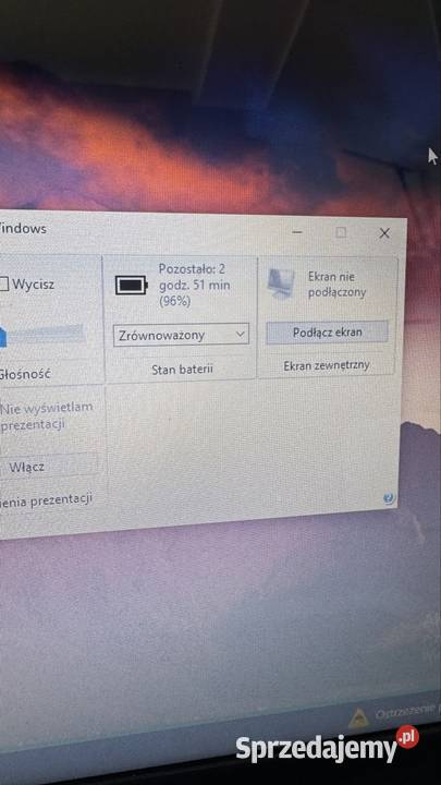Fujitsu Ah532 i5 8gb 256ssd 156ledhd wifi dvd Czytnik kart pamięci  sprzedam