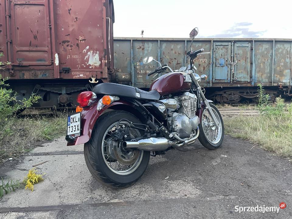 Triumph Thunderbird 900
