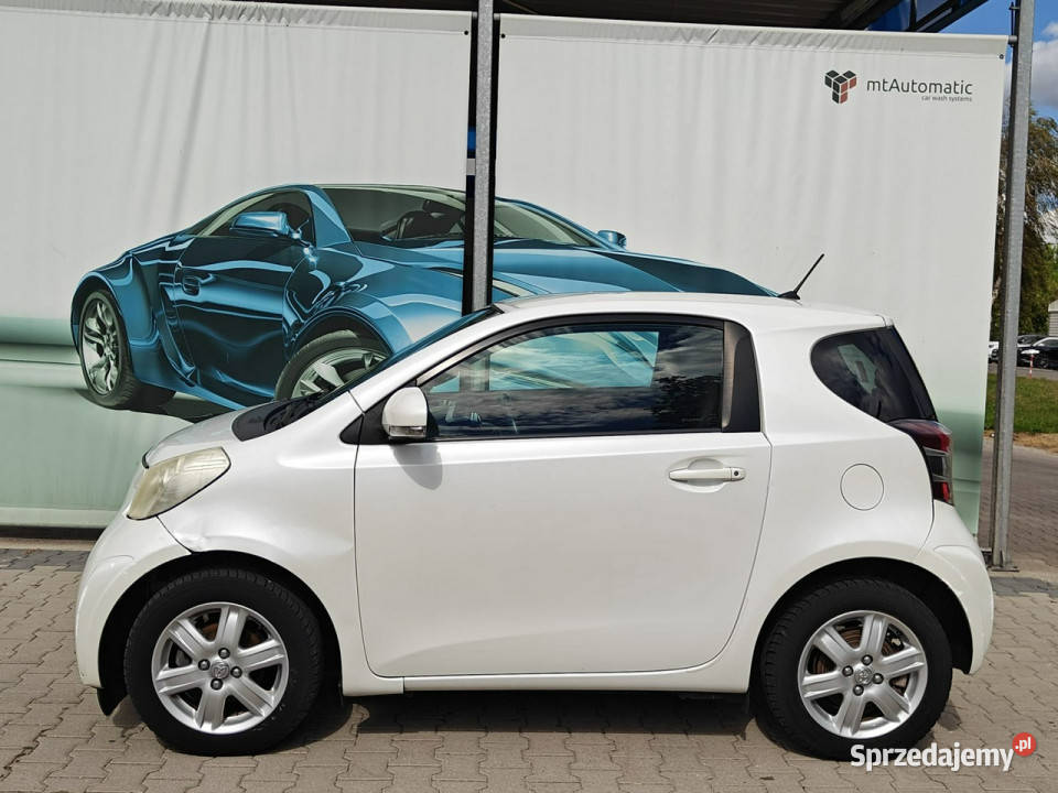 Toyota iQ uszkodzony Karczew sprzedam