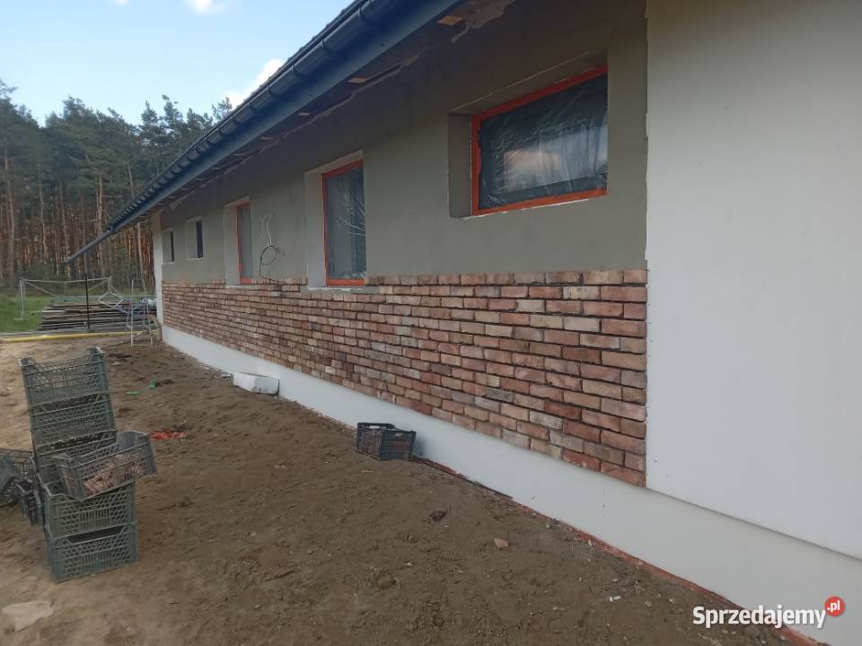Narożnik i płytka retro Ściany i elewacje Ściany i elewacje Cegłów