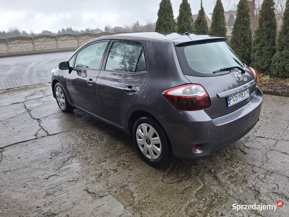 Sprzedam toyota auris lift