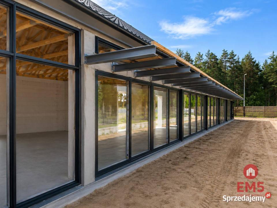 wynajmu lokalu 390m2 Nowodworce
