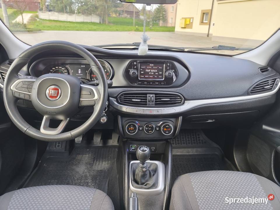 Fiat Tipo 14 16V Easy LPG fabryczne Tartarini 95KM Głowienka