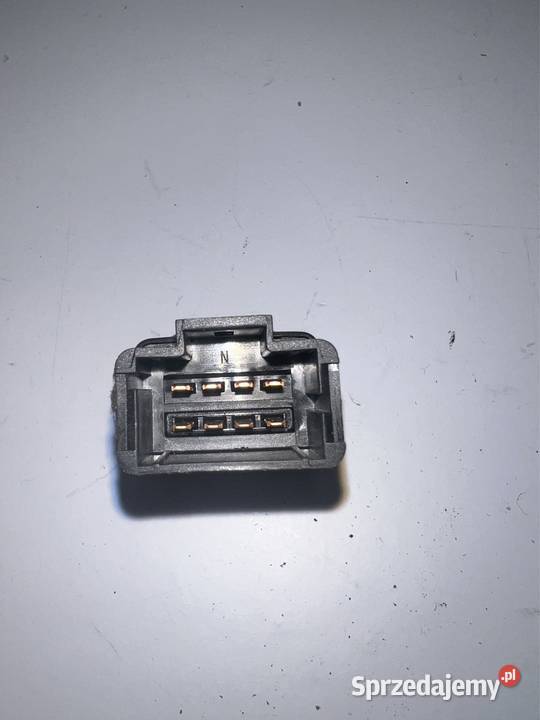 włącznik świateł awaryjnych Renault megane osobowe wielkopolskie Ostrzeszów