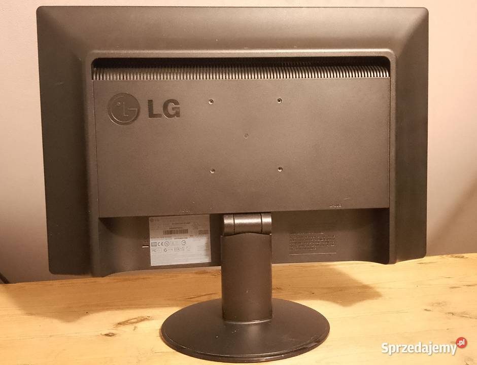 monitor LG Flatron W1934S 19 podświetlanie