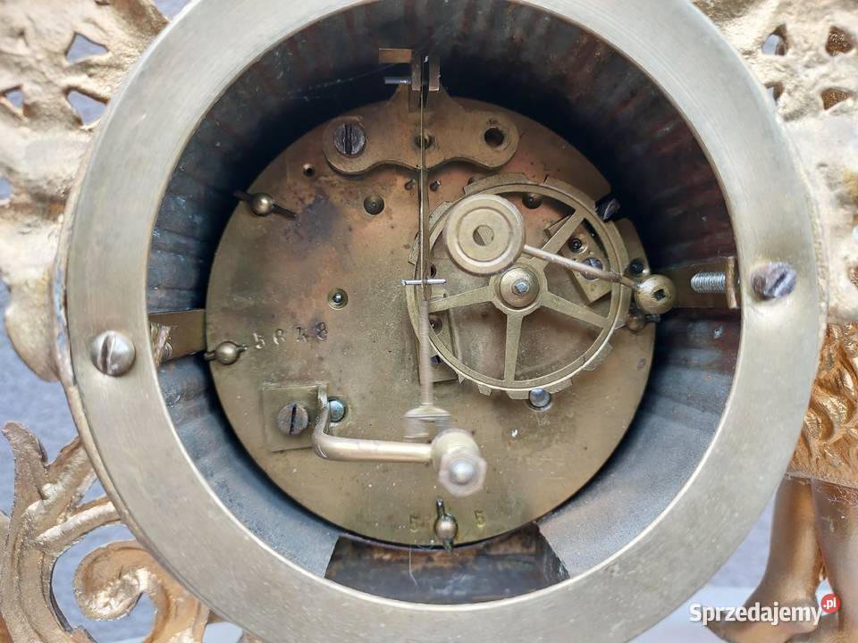 240 Stary francuski zegar kominkowy figuralny do pomorskie