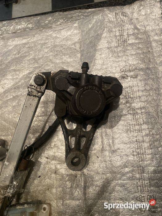 SUZUKI GSX600F ZACISK Zaciski Pompa Stopka