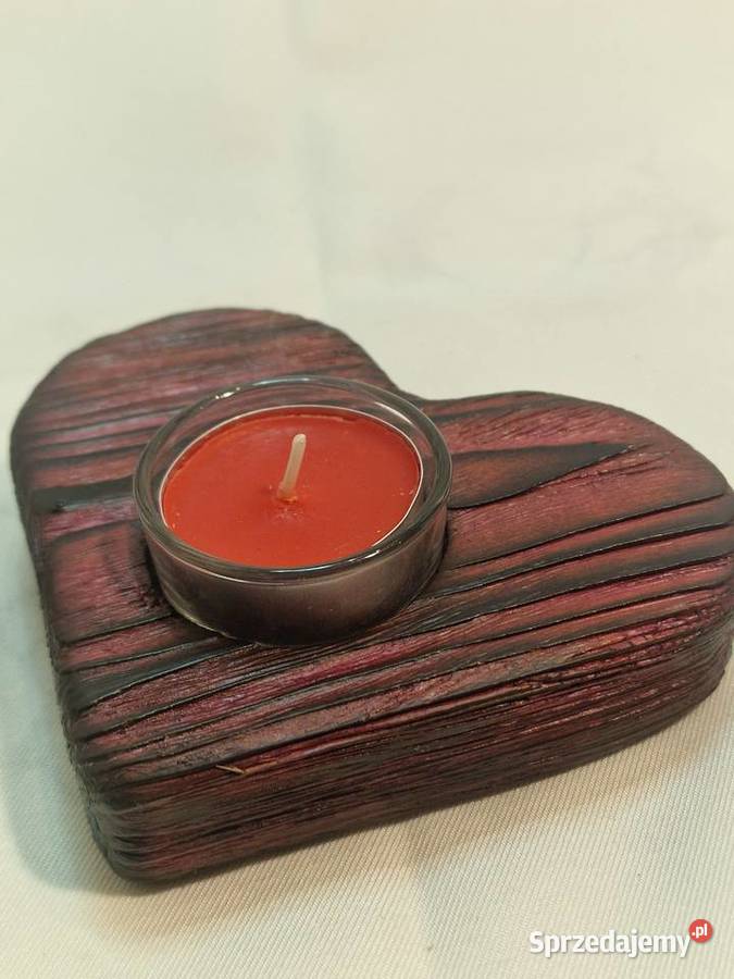 Świecznik drewniany serce purpurowy na tealight Świeczniki Sępopol