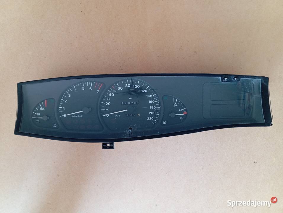 OPEL OMEGA B 20 B ZEGARY LICZNIK 90457947 osobowe Wrocław