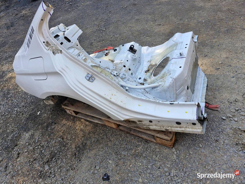 BMW 6 F06 PRÓG PRAWY BOK TYŁ TYLNA ĆWIARTKA