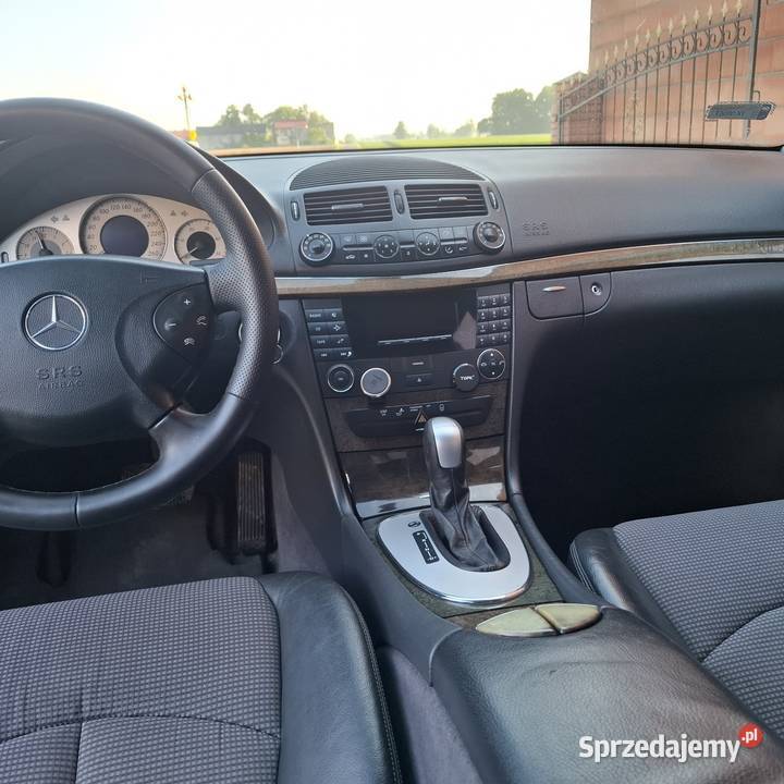 Mercedes w211 avangarde automat 27cdi łódzkie Błaszki