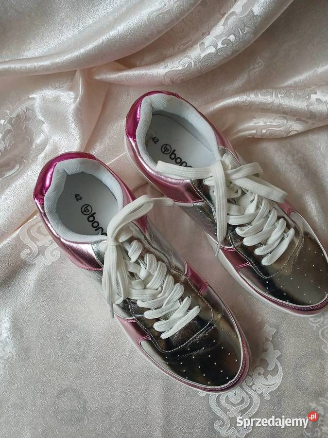 Metaliczne sneakersy bonprix 42 buty sportowe Sochaczew