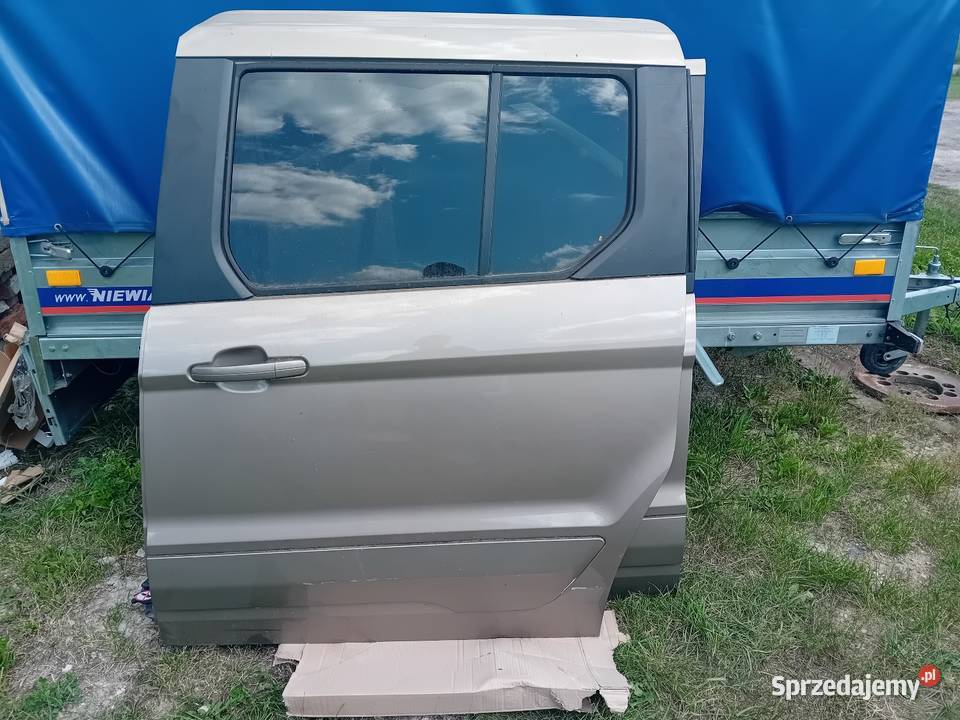 Ford Tourneo Connect grand mk2 drzwi maska Rok produkcji 2017