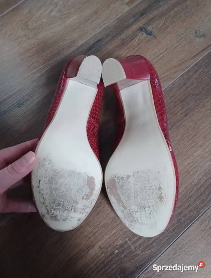Buty czółenka na obcasie czerwone rozmiar 37 skóra Rzeszów