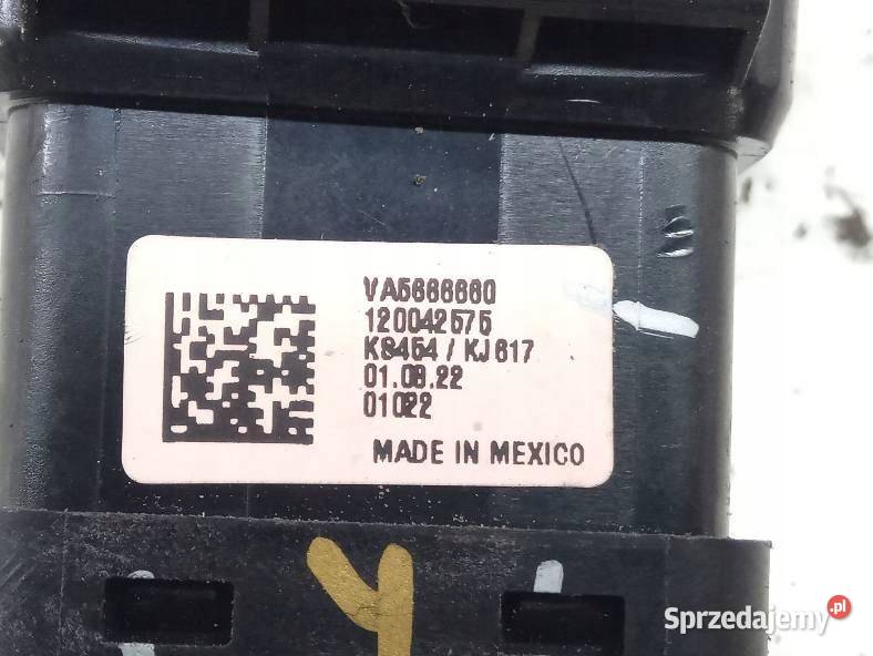 PRZEŁĄCZNIK KLAPY BAGAŻNIKA VA5666660 Mazda 3 IV Panele sterowania, przełączniki