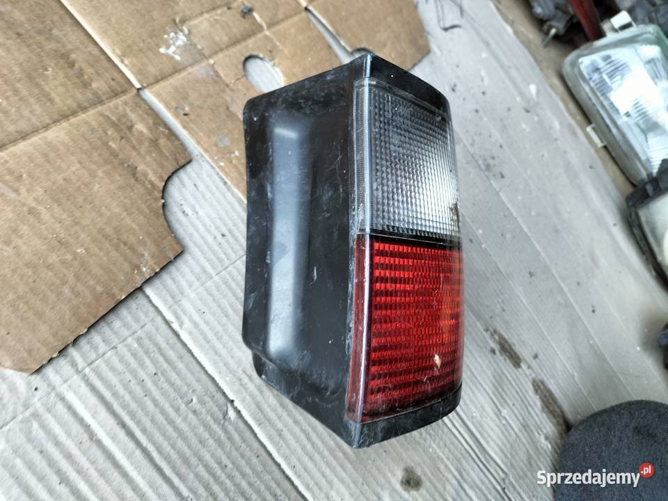 CITROEN XANTIA LAMPA TYŁ TYLNA PRAWA Oświetlenie Kamień-Kolonia