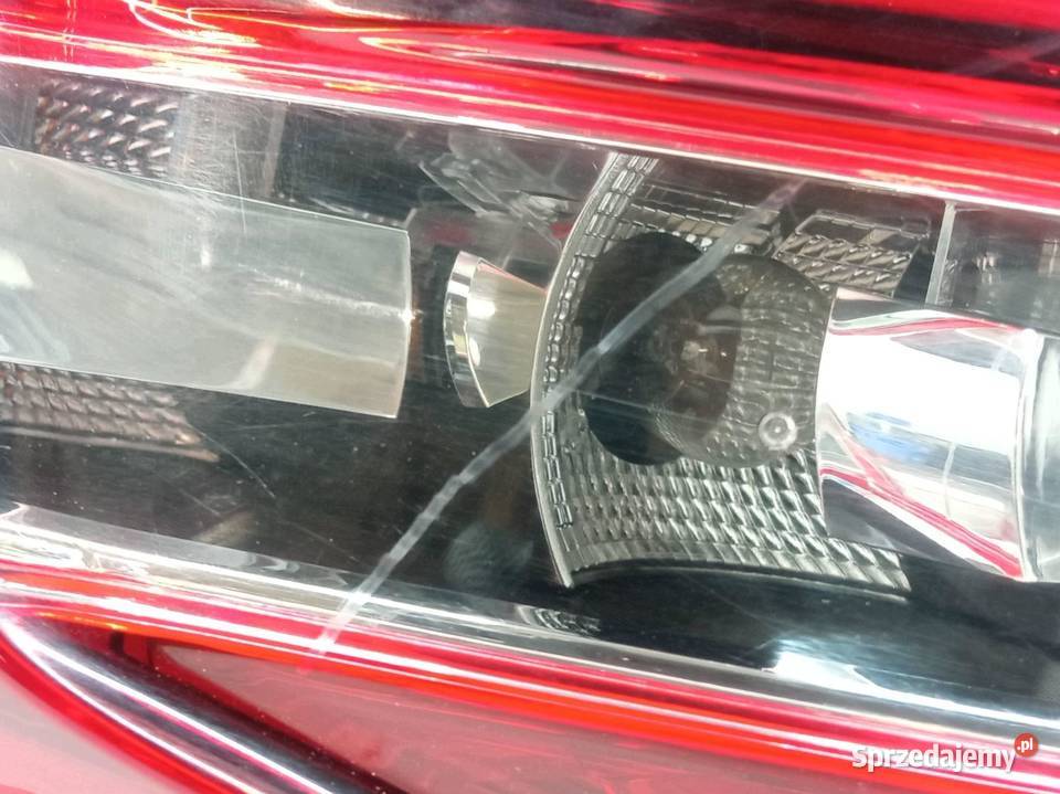 LAMPA TYŁ LEWA EUROPA KOMBI 3V9945207 Skoda