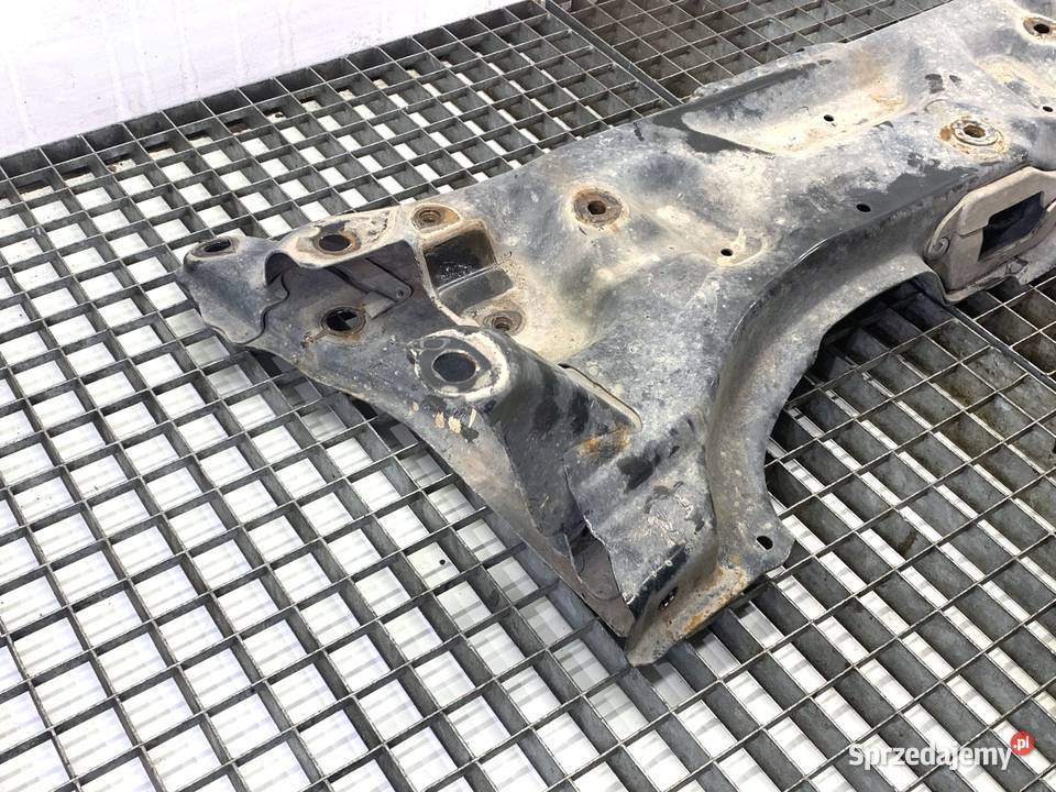 BELKA POD SILNIK TOYOTA YARIS III 10 69 SANKI