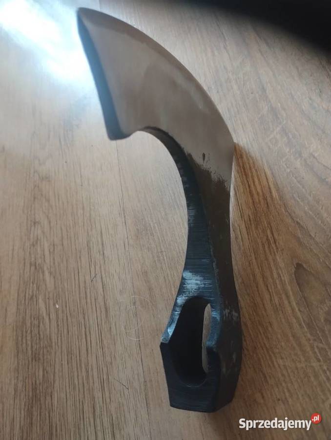 Topór Wikingów Ostry i ciężki Głownia kujawsko-pomorskie Ciechocinek