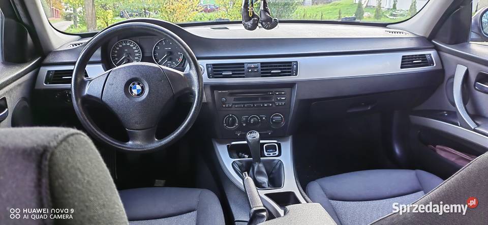 Bmw e90 318i niski przebieg piękny stan 129KM sprzedam