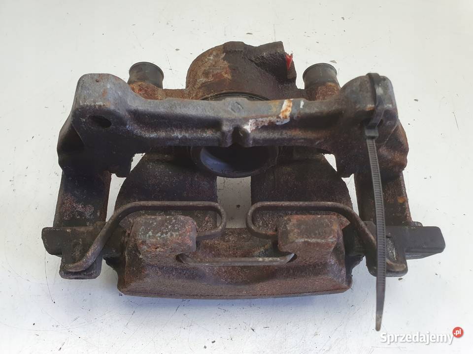 Volvo XC90 II PRZEDNI ZACISK HAMULCOWY prawy Chełm