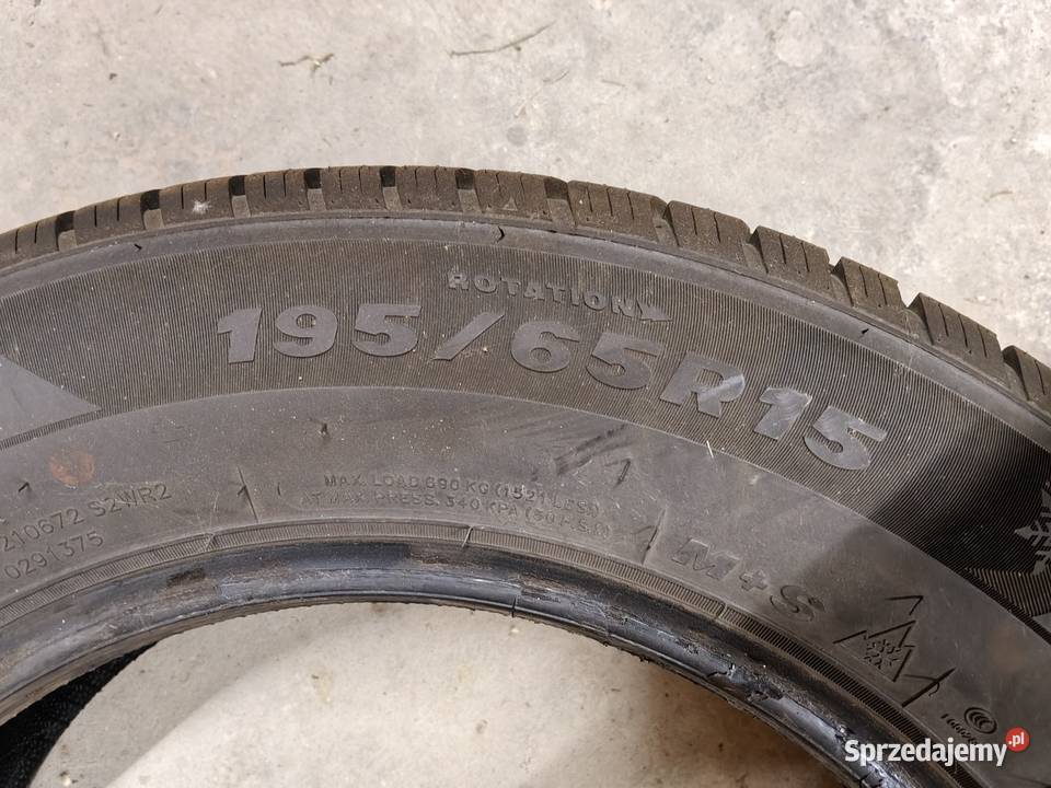 Opony zimowe 19565r15 Samochodowe Uchanie