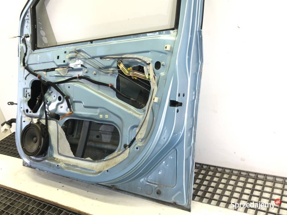 DRZWI PRAWY PRZÓD HYUNDAI GETZ Hatchback 0111