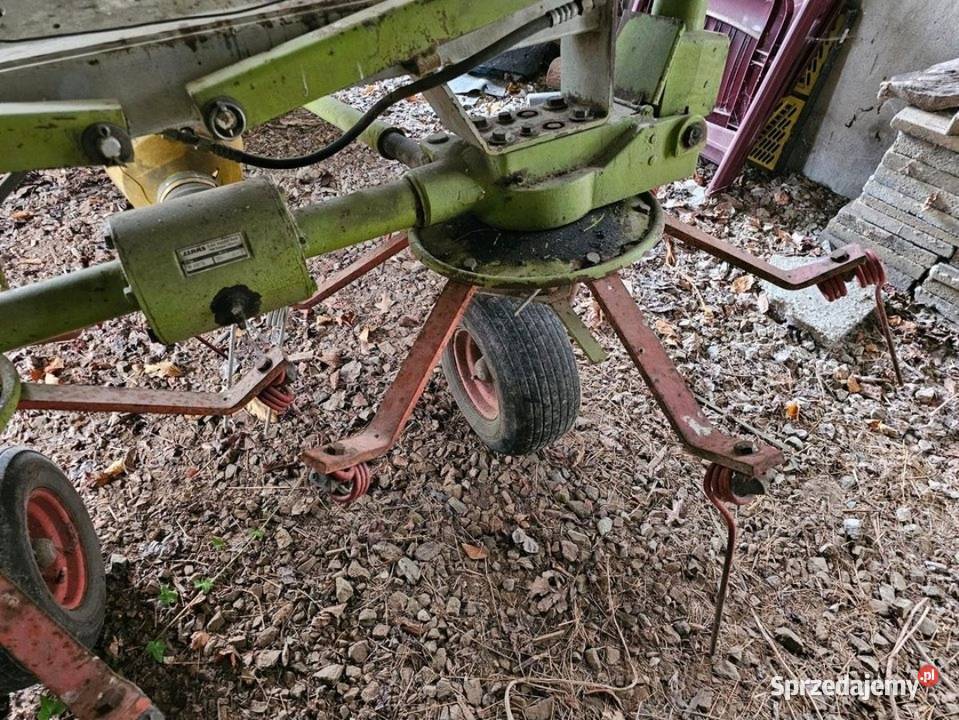 Przetrząsarka Claas 450 Zgrabiarki i przetrząsacze sprzedam