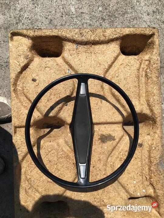 Fiat 1500 kierownica