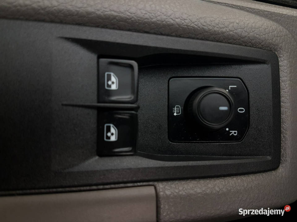 Volkswagen Crafter CHŁODNIA MROŹNIA AGREGTA chłodnia (izoterma) Poręba