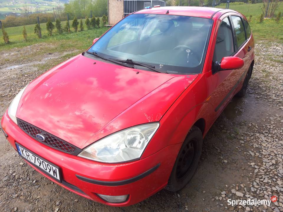 Ford Focus  1,6 benzyna