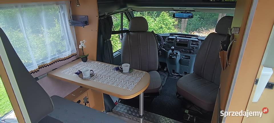 Kamper Ford Transit pół Integra 22 130 Kampery Lubań