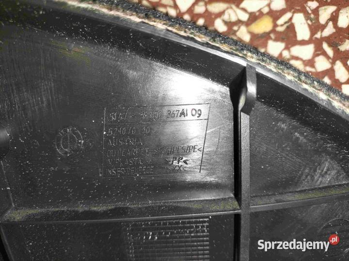 Tapicerka bagażnika pionowa mała lewej stronie Poręba sprzedam