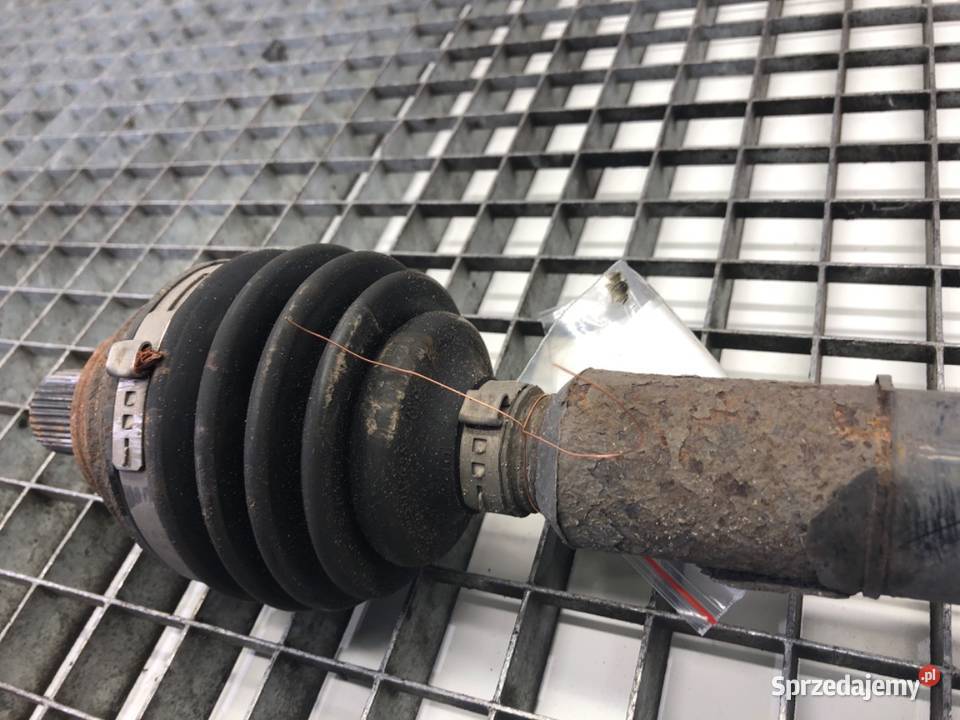 PÓŁOŚ PRAWY PRZÓD VW GOLF VII 1K0407272CC 16 90