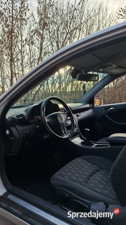 MercedesBenz C180 SportCoup CL203 20 Rok produkcji 2001 Białystok sprzedam