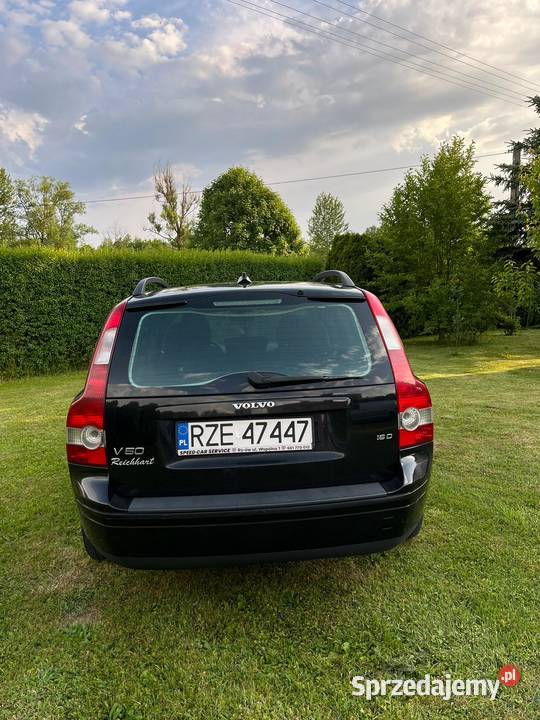 Samochód Volvo V50