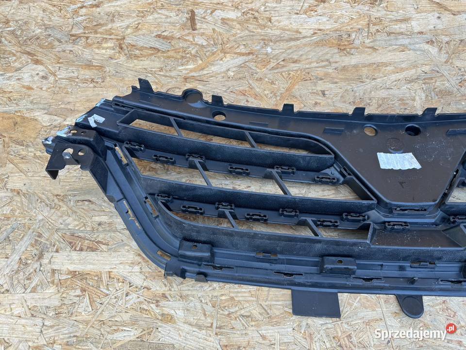 Grill atrapa chłodnicy stelaż renault kangoo IV Rok produkcji 2023 Międzychód sprzedam