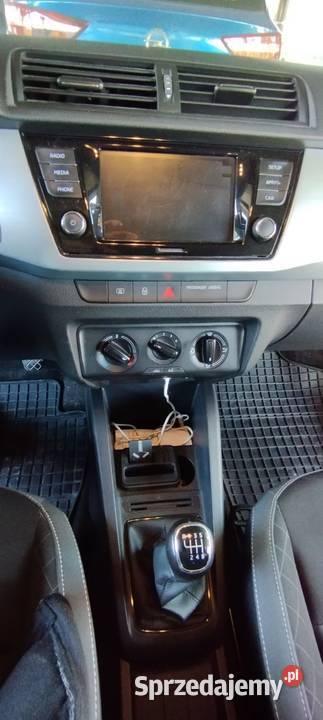 Sprzedam samochód Skoda Fabia ambition10 TSI gniazdo USB Kamieniec Wrocławski