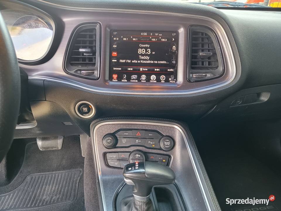 Dodge challenger rt zarejestrowany benzyna pomorskie Doręgowice