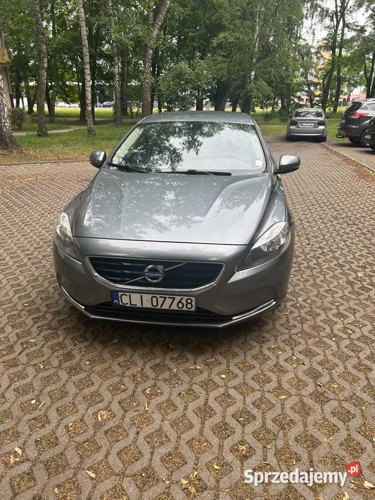 VOLVO V40 II HATCHBACK 20 D4 DRIVEE 190 140KW Łódź