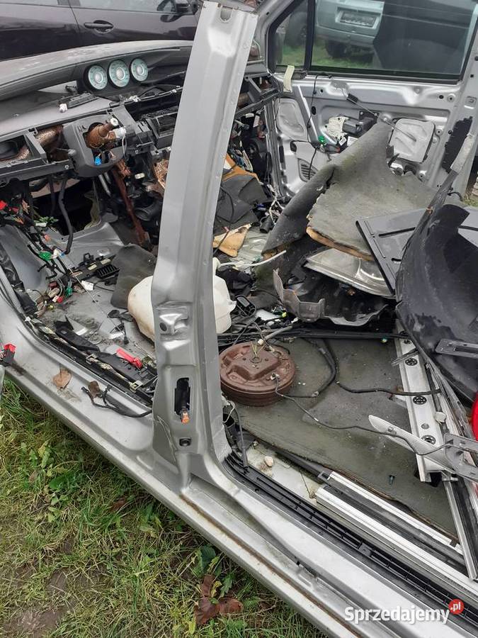 Słupek środkowy citron c8 807lancia części blacharskie Ostrów Wielkopolski