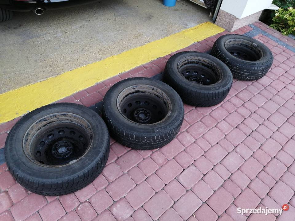 Koła zimowe Volvo s40 kompletne stalowe bieżnik Rozmiar 15" Koła i felgi Iwanowice Dworskie