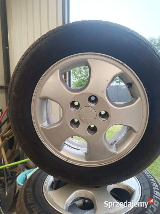 Felgi aluminiowe z oponami 16