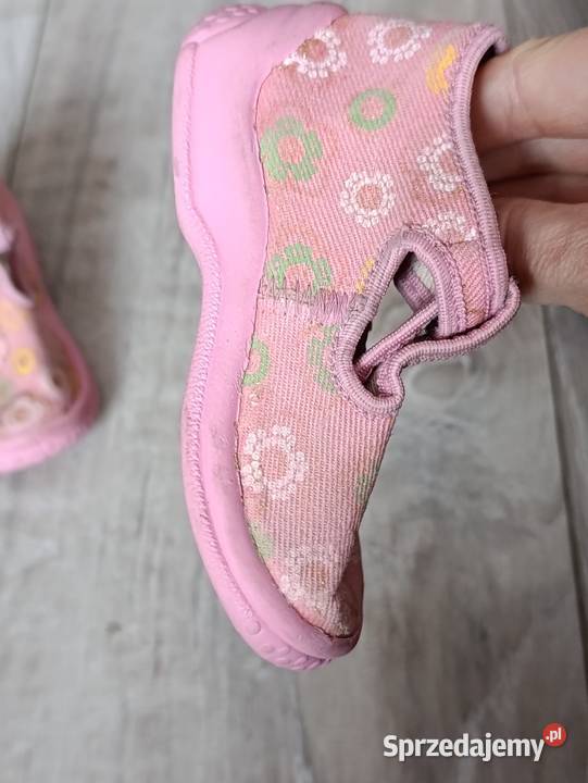 kapcie buty dziewczęce rozmiar 20 długość Pozostałe Poznań sprzedam