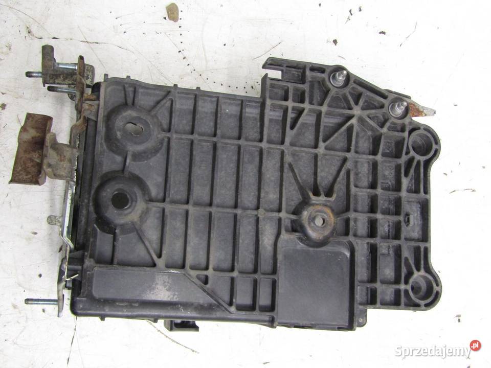 PODSTAWA OBUDOWA AKUMULATORA 15 B MAZDA 2 DJ
